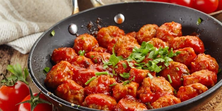 Ground Chicken Buffalo Sauce Meatballs