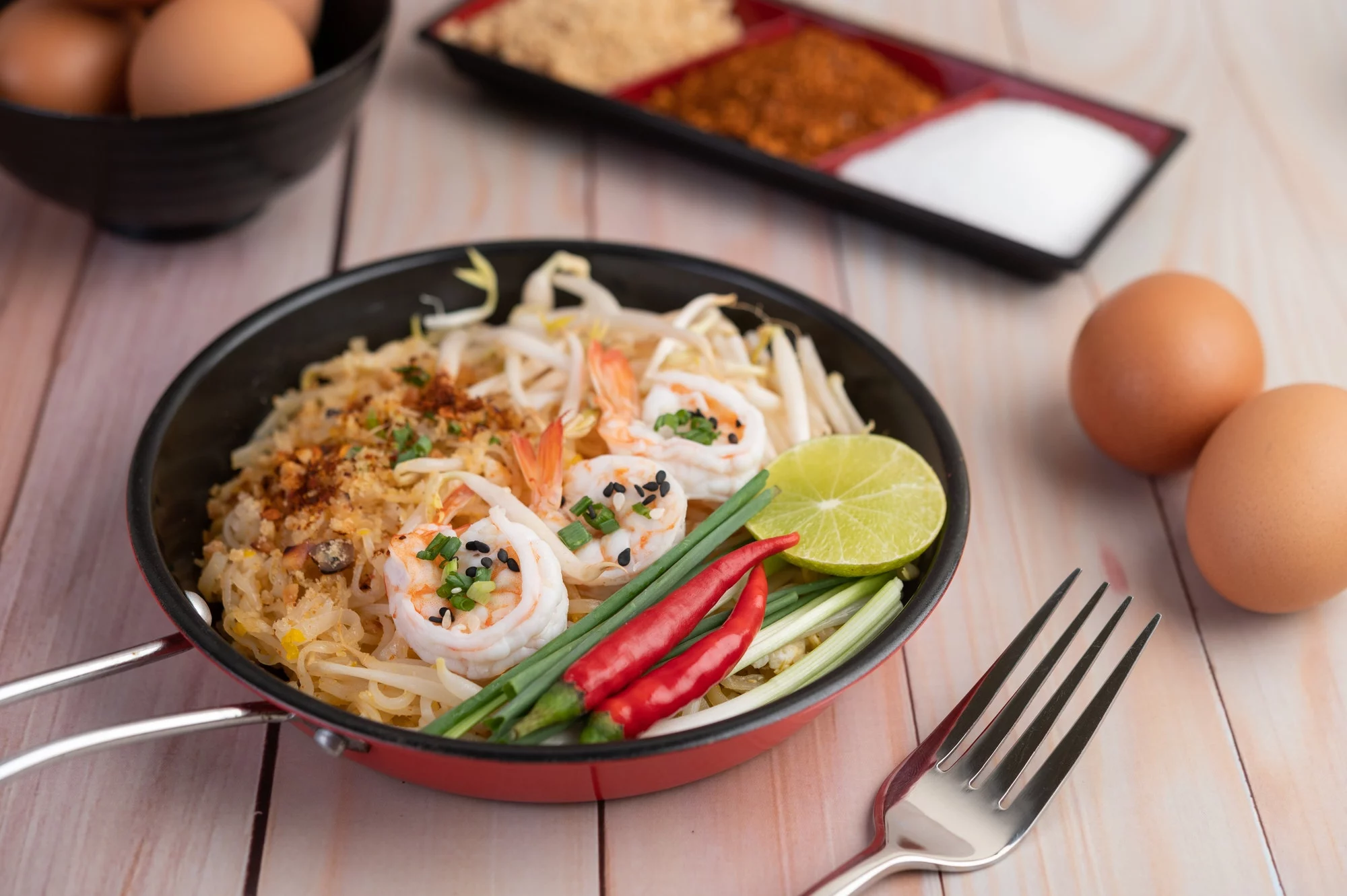 Satisfying Chicken and Prawn Pad Thai