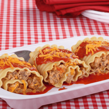 Buffalo Chicken Lasagna Roll Ups