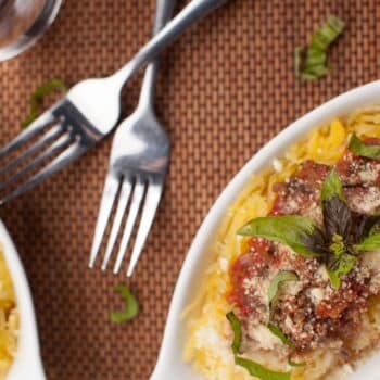 Healthy-Spaghetti-Squash-With-Meat-Sauce