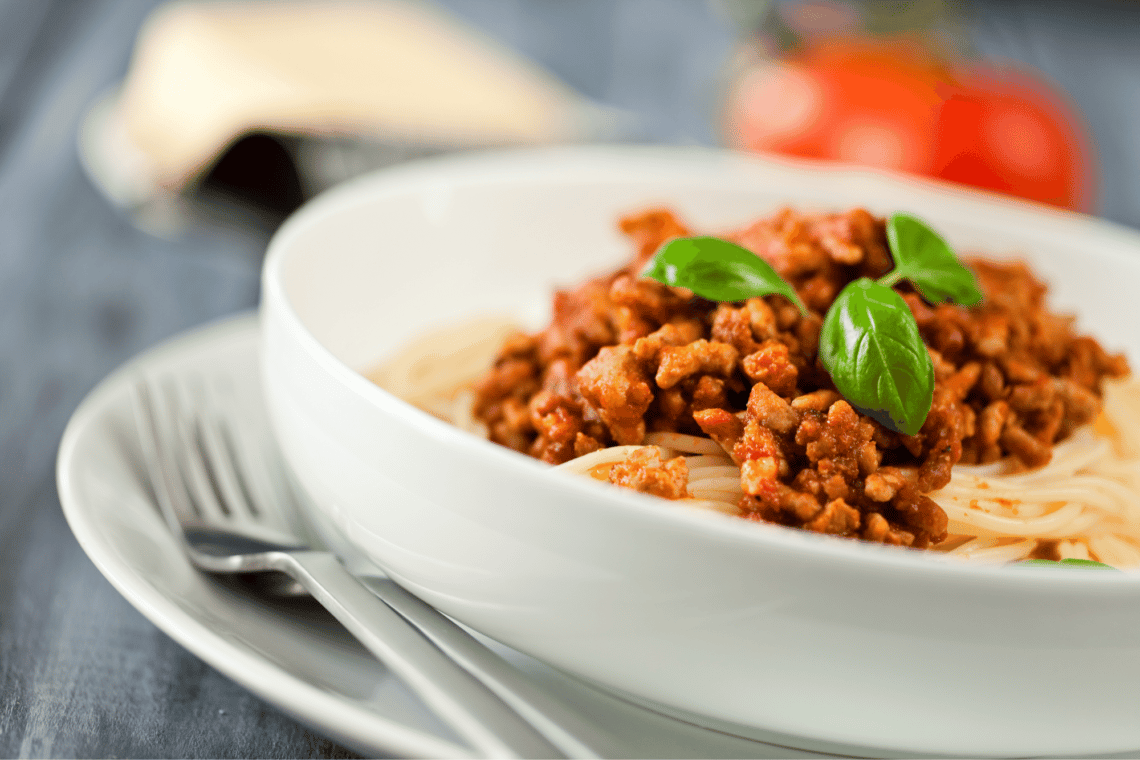 Amazing Calorie-Cheating Spaghetti Bolognese 1 Amazing Calorie-Cheating Spaghetti Bolognese
