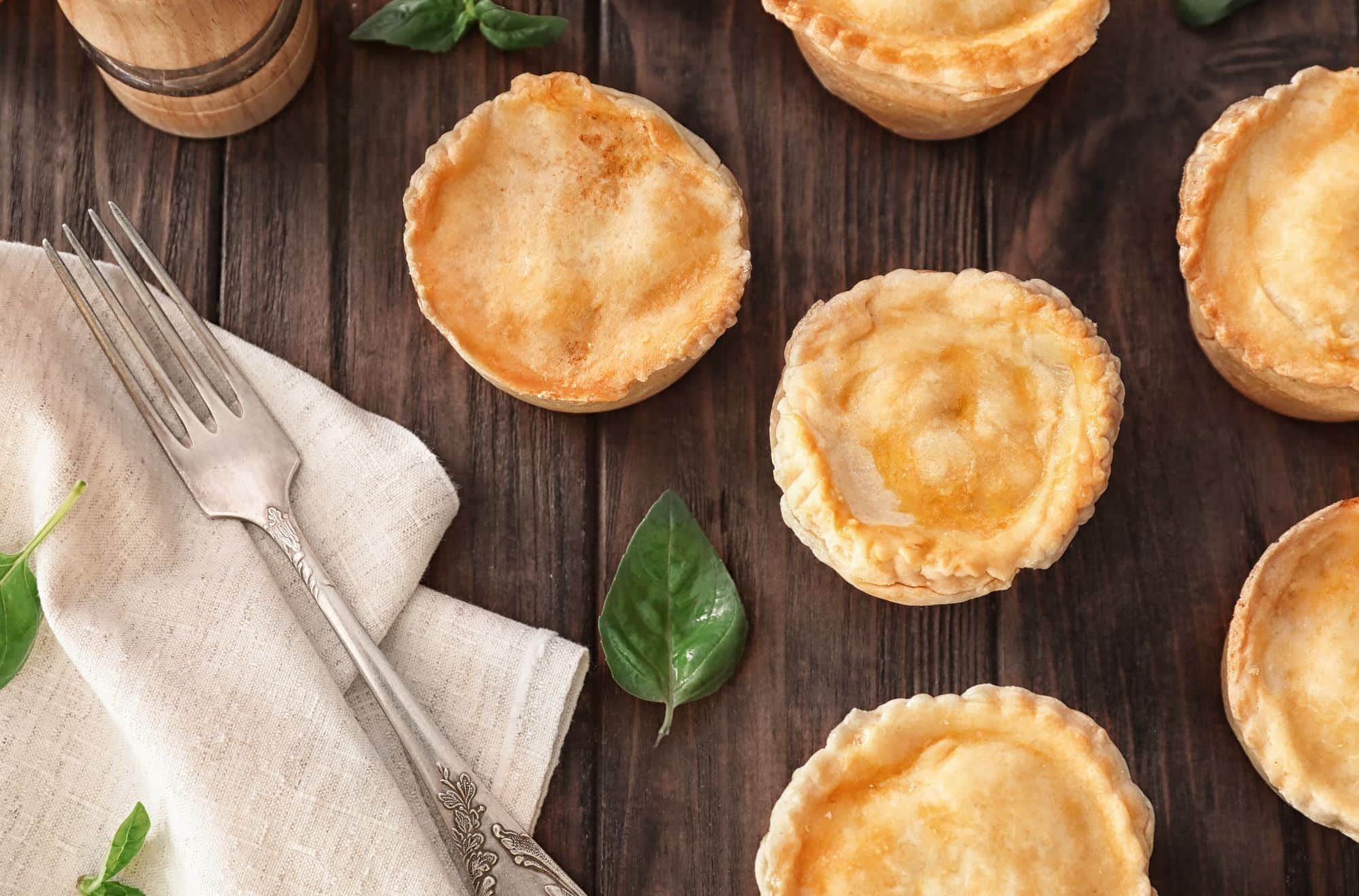 Heavenly Aussie Meat Pies: Mini Party Pies