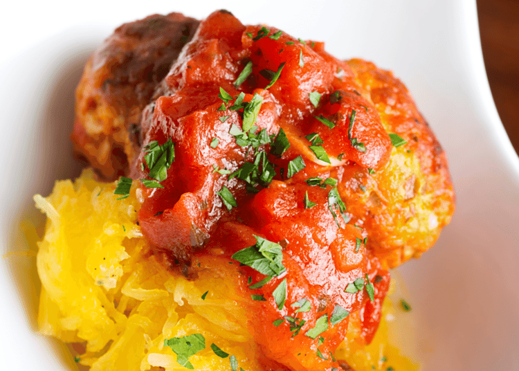 Scrumptious Spaghetti With Chicken Meatballs Recipe