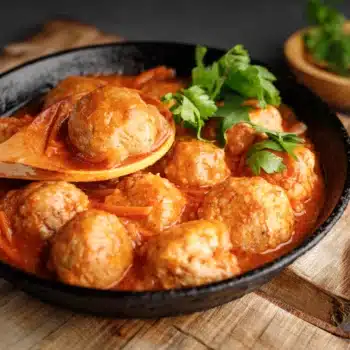 Spicy Venison Meatballs With Homemade Sauce 2 Spicy Venison Meatballs With Homemade Sauce