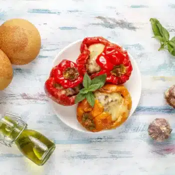 Low-Calory Ground Turkey And Quinoa Stuffed Peppers