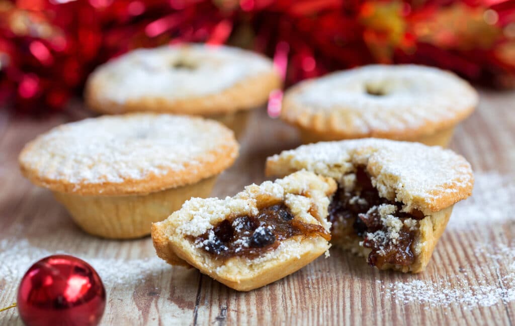 What Is Minced Meat: A Comprehensive Guide On Its Origins, Uses, And Preparation 4 This Is A Mince Pie, Not To Be Confused With A Mince Meat Pie. Mince Pies Are Made From Dried Fruits And Spices. Sven Hansche/Shutterstock